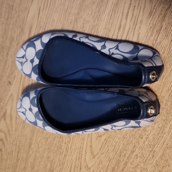 Coach flats - Picture 3 of 9